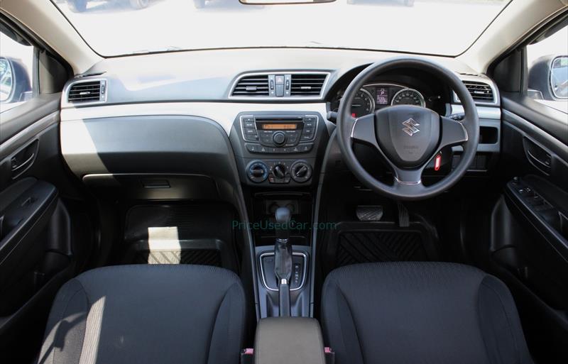 ขายรถเก๋งมือสอง-suzuki-ซูซูกิ-ciaz-ซีแอสซ์-รถปี2018-รหัส71179-7f0390cf.jpg ขายรถเก๋งมือสอง-suzuki-ซูซูกิ-ciaz-ซีแอสซ์-รถปี2018-รหัส71179-7f0390cf.jpg