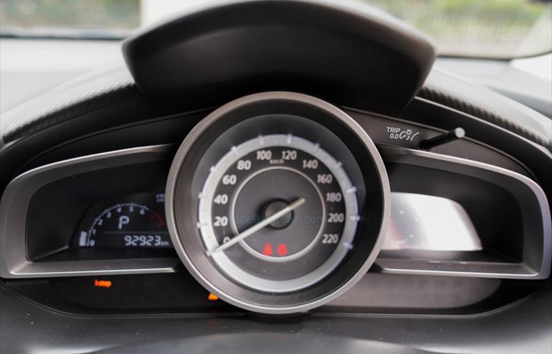 ขายรถเก๋งมือสอง mazda 2 รถปี2015 รหัส 71186 รูปที่11