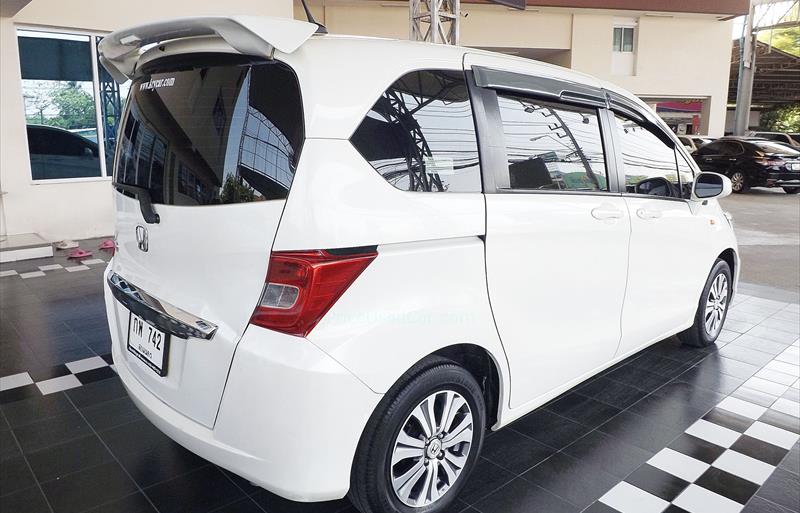 ขายรถเก๋งมือสอง honda freed รถปี2013 รหัส 71235 รูปที่6