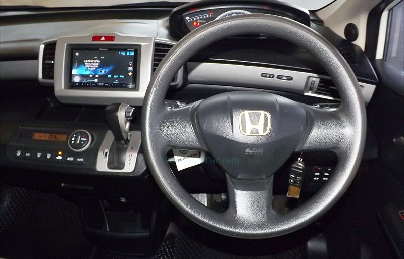 ขายรถเก๋งมือสอง-honda-ฮอนด้า-freed-ฟรีด-รถปี2013-รหัส71235-cf6ee3a2.jpg ขายรถเก๋งมือสอง-honda-ฮอนด้า-freed-ฟรีด-รถปี2013-รหัส71235-cf6ee3a2.jpg