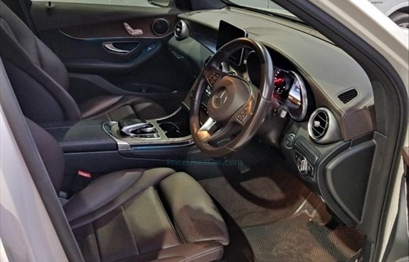 ขายรถเก๋งมือสอง-mercedes-benz-เมอร์เซเดสเบนซ์-glc250-จีแอลซีสองห้าศูนย์-รถปี2018-รหัส71249-c44ec68d.jpg ขายรถเก๋งมือสอง-mercedes-benz-เมอร์เซเดสเบนซ์-glc250-จีแอลซีสองห้าศูนย์-รถปี2018-รหัส71249-c44ec68d.jpg