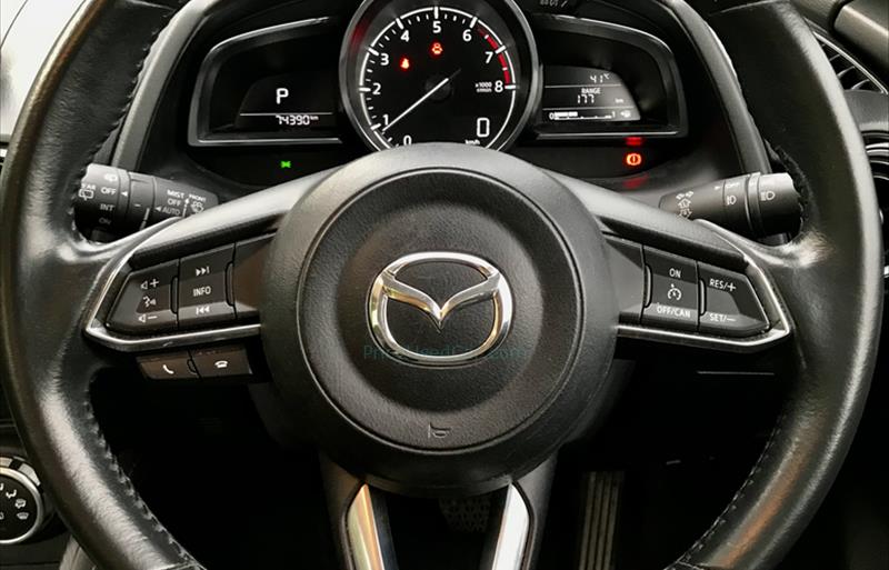 ขายรถเก๋งมือสอง-mazda-มาสด้า-2-สอง-รถปี2018-รหัส71261-a185b5de.jpeg ขายรถเก๋งมือสอง-mazda-มาสด้า-2-สอง-รถปี2018-รหัส71261-a185b5de.jpeg