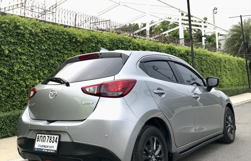 ขายรถเก๋งมือสอง-mazda-มาสด้า-2-สอง-รถปี2018-รหัส71261-ace14583.jpeg ขายรถเก๋งมือสอง-mazda-มาสด้า-2-สอง-รถปี2018-รหัส71261-ace14583.jpeg