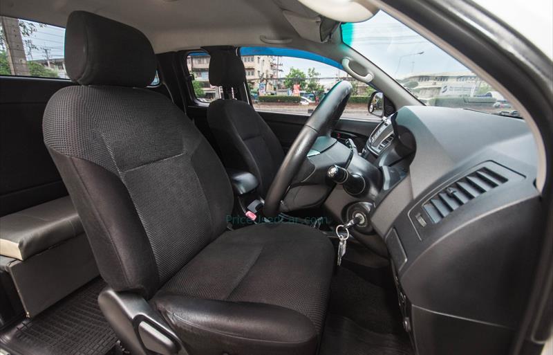 ขายรถกระบะมือสอง-toyota-โตโยต้า-hilux-vigo-ไฮลักซ์-วีโก้-รถปี2015-รหัส71269-067f7ccd.jpeg ขายรถกระบะมือสอง-toyota-โตโยต้า-hilux-vigo-ไฮลักซ์-วีโก้-รถปี2015-รหัส71269-067f7ccd.jpeg