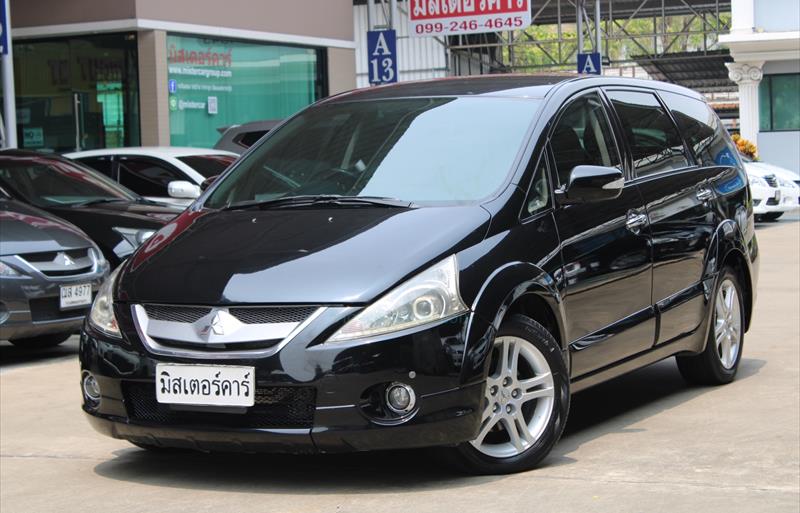 รถตู้มือสอง MITSUBISHI SPACE WAGON รถปี 2011