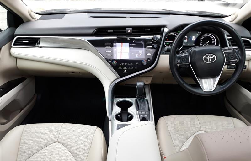 ขายรถเก๋งมือสอง-toyota-โตโยต้า-camry-คัมรี่-รถปี2019-รหัส71290-54c0fffc.jpg ขายรถเก๋งมือสอง-toyota-โตโยต้า-camry-คัมรี่-รถปี2019-รหัส71290-54c0fffc.jpg