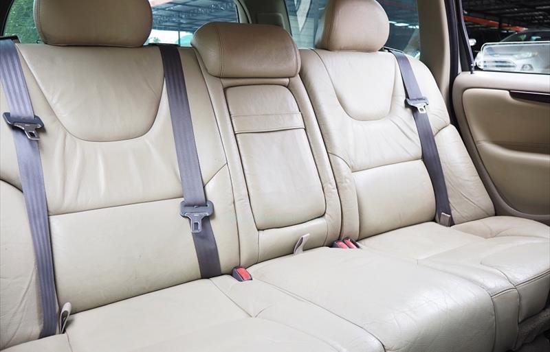 ขายรถเก๋งมือสอง-volvo-วอลโว่-v70-รถปี2003-รหัส71304-ccb3e657.jpg ขายรถเก๋งมือสอง-volvo-วอลโว่-v70-รถปี2003-รหัส71304-ccb3e657.jpg