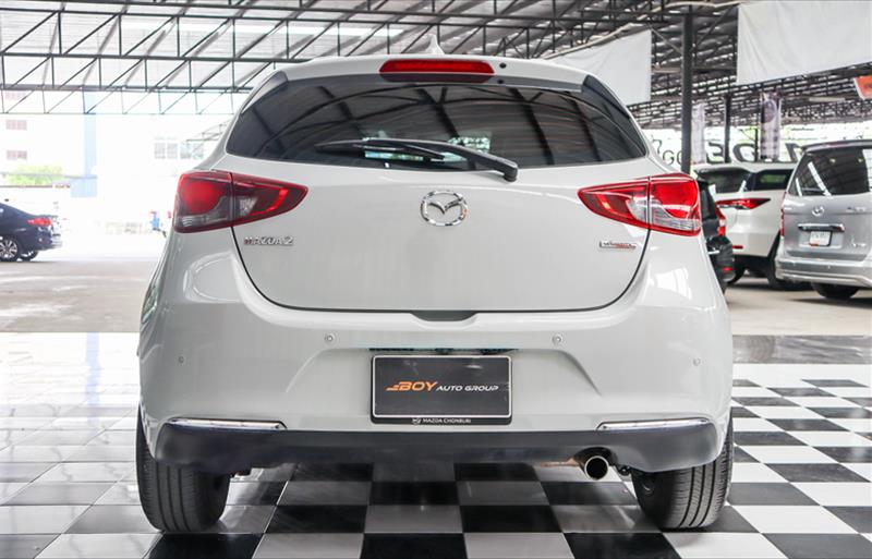 ขายรถเก๋งมือสอง-mazda-มาสด้า-2-สอง-รถปี2022-รหัส71309-687218f0.jpg ขายรถเก๋งมือสอง-mazda-มาสด้า-2-สอง-รถปี2022-รหัส71309-687218f0.jpg