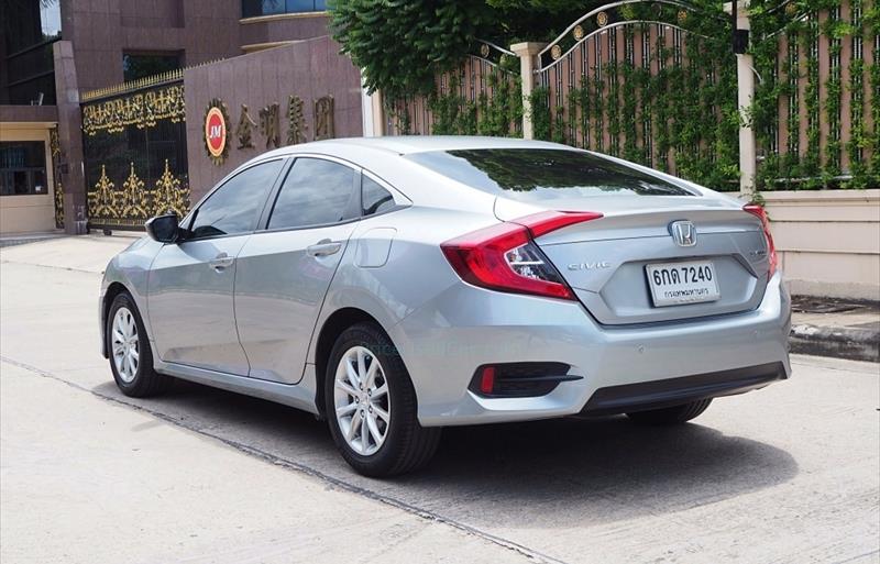 ขายรถเก๋งมือสอง-honda-ฮอนด้า-civic-ซีวิค-รถปี2017-รหัส71325-54c058cc.jpg ขายรถเก๋งมือสอง-honda-ฮอนด้า-civic-ซีวิค-รถปี2017-รหัส71325-54c058cc.jpg