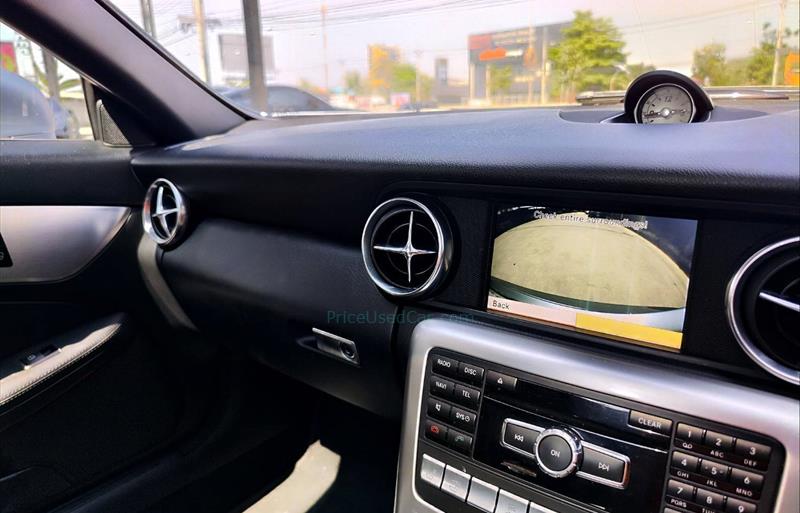 ขายรถเก๋งมือสอง-mercedes-benz-เมอร์เซเดสเบนซ์-slk200-รถปี2012-รหัส71350-e028102d.jpg ขายรถเก๋งมือสอง-mercedes-benz-เมอร์เซเดสเบนซ์-slk200-รถปี2012-รหัส71350-e028102d.jpg
