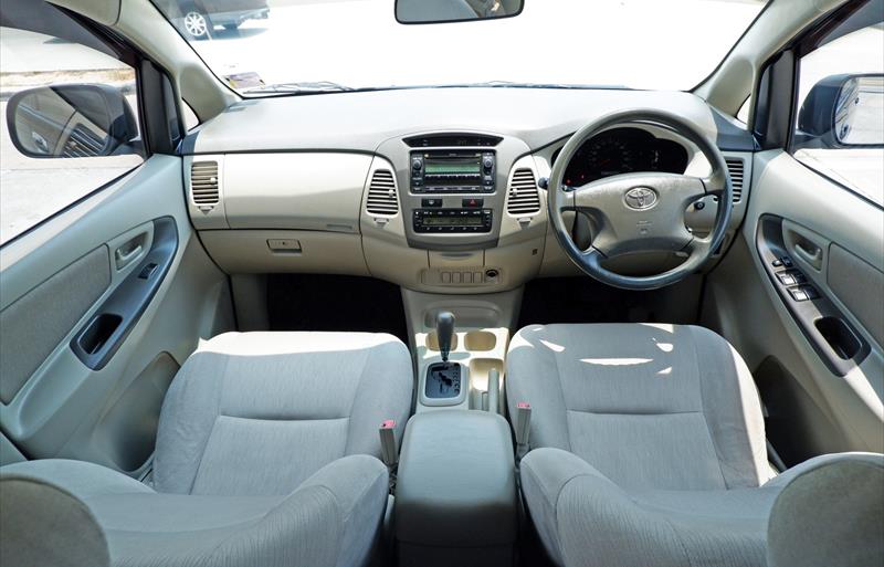 ขายรถตู้มือสอง toyota innova รถปี2010 รหัส 71359 รูปที่7