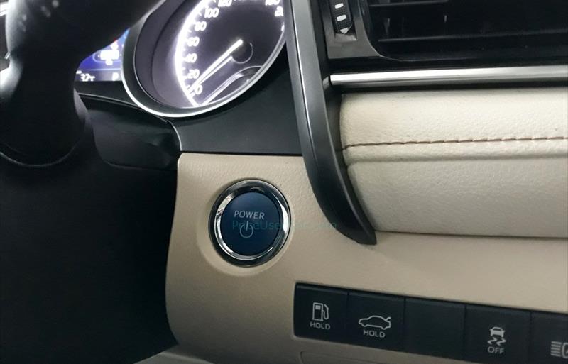 ขายรถเก๋งมือสอง-toyota-โตโยต้า-camry-คัมรี่-รถปี2019-รหัส71362-a1ae7f10.jpg ขายรถเก๋งมือสอง-toyota-โตโยต้า-camry-คัมรี่-รถปี2019-รหัส71362-a1ae7f10.jpg