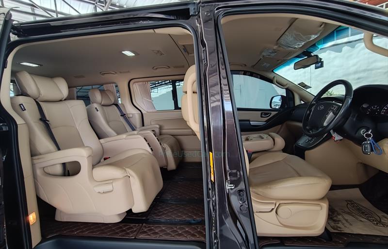ขายรถตู้มือสอง hyundai h-1 รถปี2019 รหัส 71376 รูปที่7