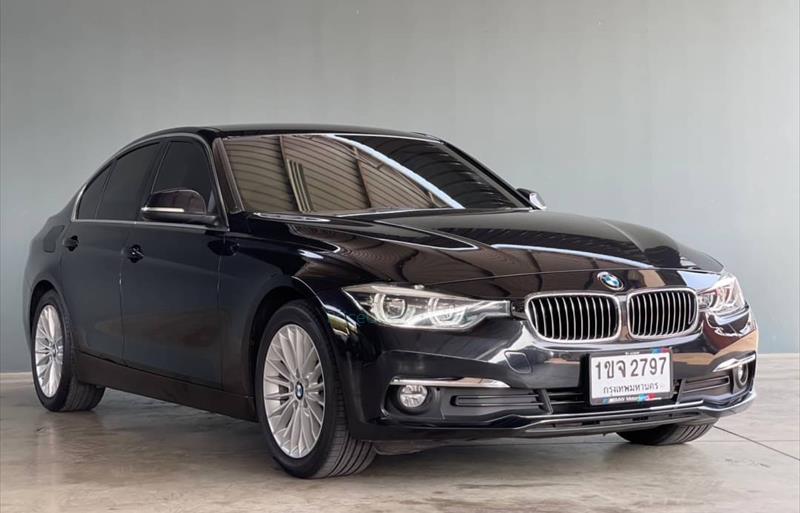 รถเก๋งมือสอง  BMW 320d LUXURY รถปี2017
