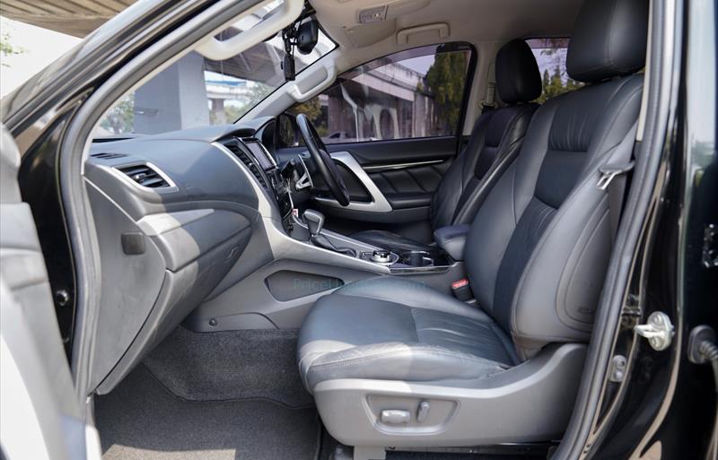ขายรถ-suv-มือสอง-mitsubishi-มิตซูบิชิ-pajero-sport-ปาเจโร่-สปอร์ต-รถปี2015-รหัส71384-ac5d2c86.jpg ขายรถ-suv-มือสอง-mitsubishi-มิตซูบิชิ-pajero-sport-ปาเจโร่-สปอร์ต-รถปี2015-รหัส71384-ac5d2c86.jpg