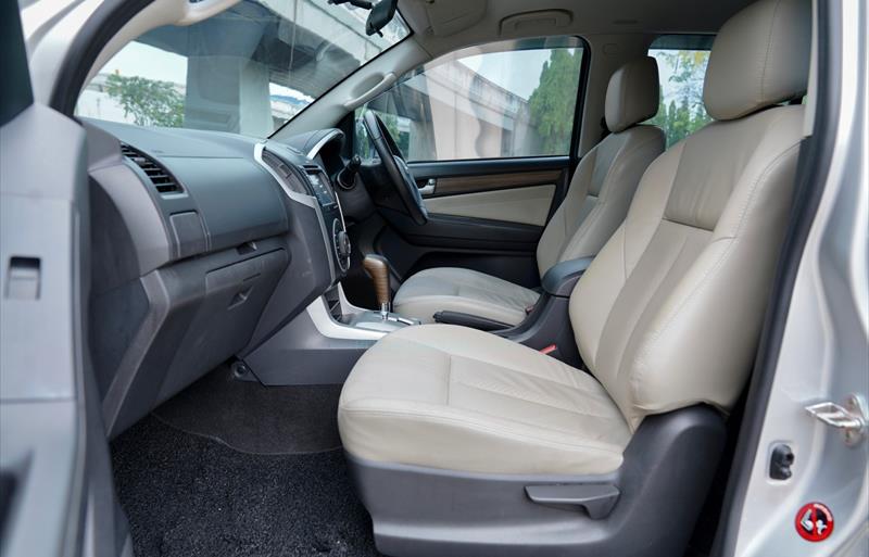 ขายรถ-suv-มือสอง-isuzu-อีซูซุ-mu-x-มิวเอ็กซ์-รถปี2013-รหัส71389-a51f8eb7.jpg ขายรถ-suv-มือสอง-isuzu-อีซูซุ-mu-x-มิวเอ็กซ์-รถปี2013-รหัส71389-a51f8eb7.jpg