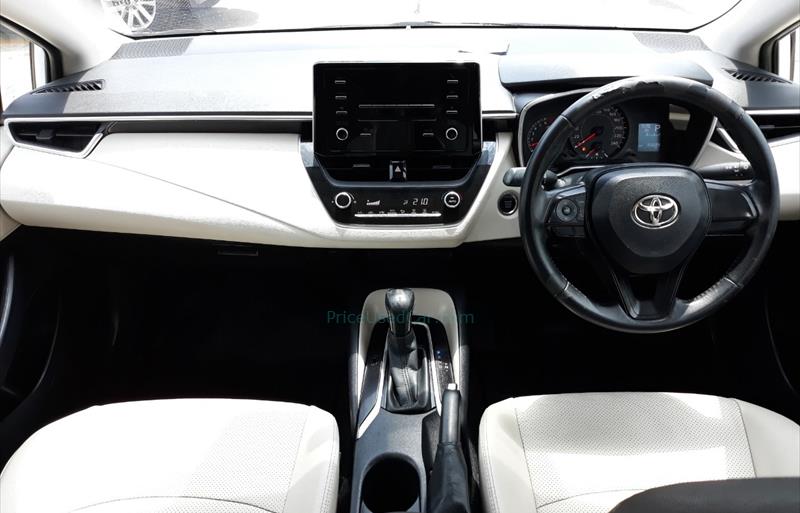 ขายรถเก๋งมือสอง-toyota-โตโยต้า-corolla-โคโรล่า-รถปี2019-รหัส71391-ef047f8b.jpg ขายรถเก๋งมือสอง-toyota-โตโยต้า-corolla-โคโรล่า-รถปี2019-รหัส71391-ef047f8b.jpg