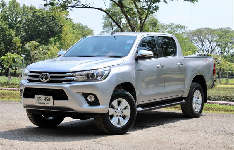 รถกระบะมือสอง TOYOTA HILUX REVO รถปี 2017