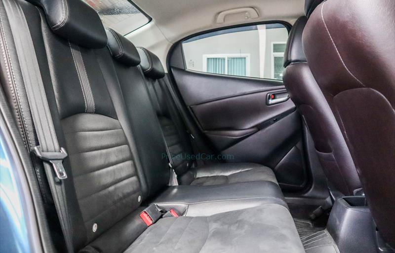 ขายรถเก๋งมือสอง-mazda-มาสด้า-2-สอง-รถปี2019-รหัส71405-8cc2fe9b.JPG