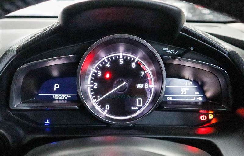 ขายรถเก๋งมือสอง-mazda-มาสด้า-2-สอง-รถปี2019-รหัส71405-9233a5d9.JPG