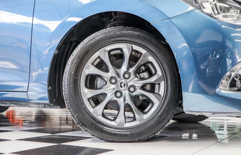 ขายรถเก๋งมือสอง-mazda-มาสด้า-2-สอง-รถปี2019-รหัส71405-a665e145.JPG