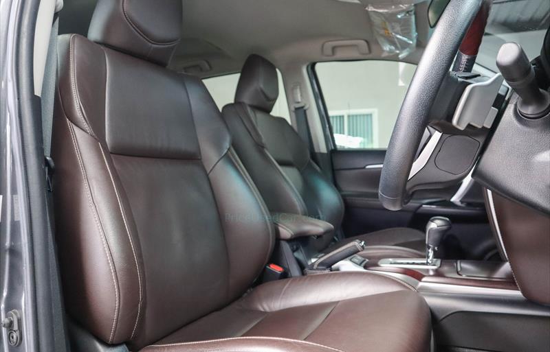 ขายรถ-suv-มือสอง-toyota-โตโยต้า-fortuner-ฟอร์จูนเนอร์-รถปี2019-รหัส71406-52e8d995.jpg ขายรถ-suv-มือสอง-toyota-โตโยต้า-fortuner-ฟอร์จูนเนอร์-รถปี2019-รหัส71406-52e8d995.jpg