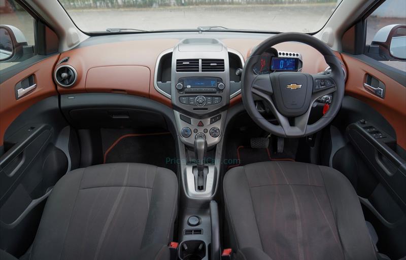 ขายรถเก๋งมือสอง-chevrolet-เชฟโรเลต-sonic-รถปี2013-รหัส71407-55776f9e.jpg ขายรถเก๋งมือสอง-chevrolet-เชฟโรเลต-sonic-รถปี2013-รหัส71407-55776f9e.jpg