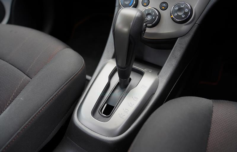 ขายรถเก๋งมือสอง-chevrolet-เชฟโรเลต-sonic-รถปี2013-รหัส71407-945fc824.jpg ขายรถเก๋งมือสอง-chevrolet-เชฟโรเลต-sonic-รถปี2013-รหัส71407-945fc824.jpg