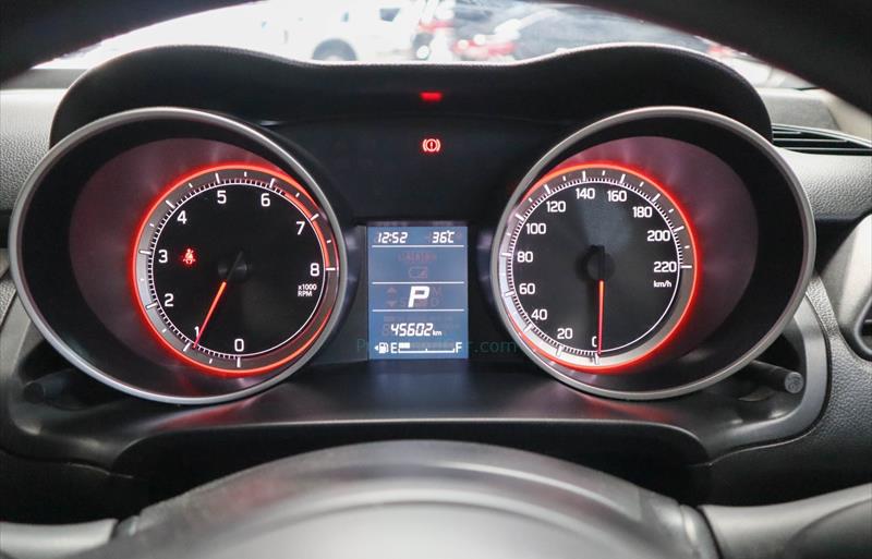 ขายรถเก๋งมือสอง-suzuki-ซูซูกิ-swift-สวิฟ-รถปี2021-รหัส71408-5c5a1f38.jpg ขายรถเก๋งมือสอง-suzuki-ซูซูกิ-swift-สวิฟ-รถปี2021-รหัส71408-5c5a1f38.jpg