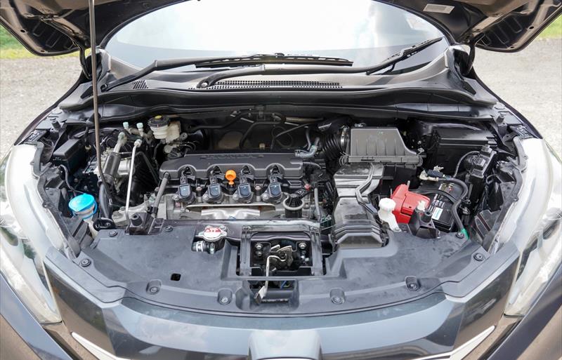 ขายรถ-suv-มือสอง-honda-ฮอนด้า-hr-v-เอชอาร์วี-รถปี2017-รหัส71410-3a38c883.jpg ขายรถ-suv-มือสอง-honda-ฮอนด้า-hr-v-เอชอาร์วี-รถปี2017-รหัส71410-3a38c883.jpg