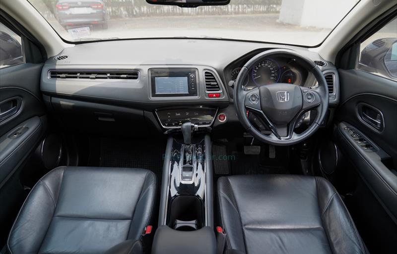 ขายรถ-suv-มือสอง-honda-ฮอนด้า-hr-v-เอชอาร์วี-รถปี2017-รหัส71410-bb23a27f.jpg ขายรถ-suv-มือสอง-honda-ฮอนด้า-hr-v-เอชอาร์วี-รถปี2017-รหัส71410-bb23a27f.jpg