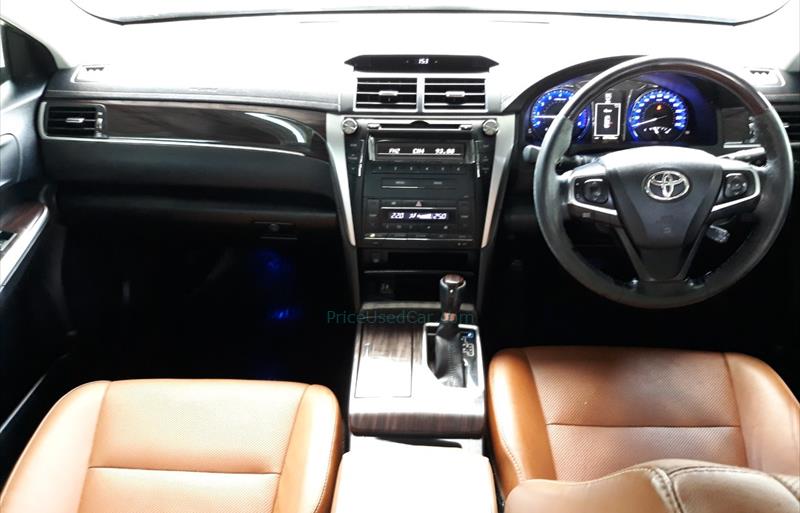ขายรถเก๋งมือสอง-toyota-โตโยต้า-camry-คัมรี่-รถปี2017-รหัส71420-5aa1273c.jpg ขายรถเก๋งมือสอง-toyota-โตโยต้า-camry-คัมรี่-รถปี2017-รหัส71420-5aa1273c.jpg