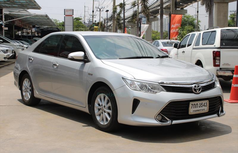 ขายรถเก๋งมือสอง toyota camry รถปี2017 รหัส 71421 รูปที่6