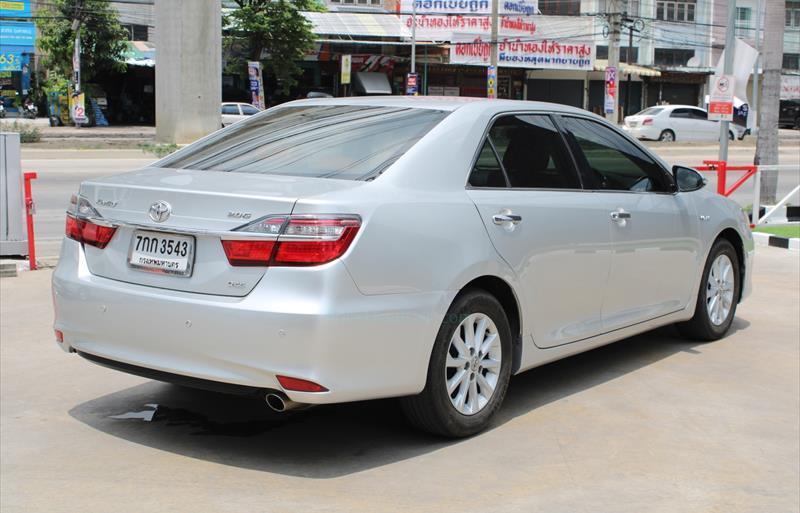 ขายรถเก๋งมือสอง toyota camry รถปี2017 รหัส 71421 รูปที่5