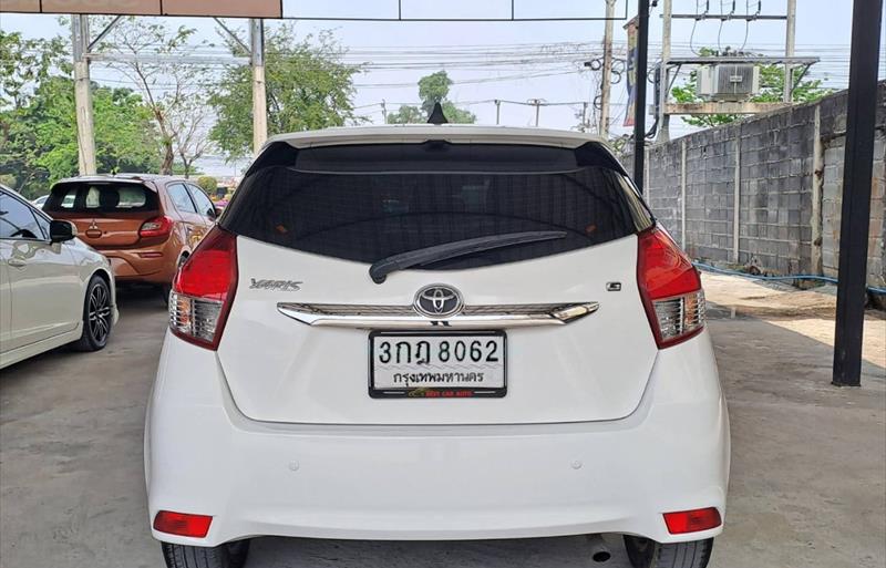 ขายรถเก๋งมือสอง-toyota-โตโยต้า-yaris-ยาริส-รถปี2014-รหัส71426-e6deb7de.jpg ขายรถเก๋งมือสอง-toyota-โตโยต้า-yaris-ยาริส-รถปี2014-รหัส71426-e6deb7de.jpg