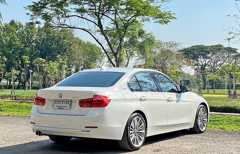 ขายรถเก๋งมือสอง bmw 330e รถปี2016 รหัส 71436 รูปที่4