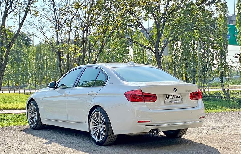 ขายรถเก๋งมือสอง-bmw-บีเอ็มดับบลิว-330e-รถปี2016-รหัส71436-98543ae2.jpg ขายรถเก๋งมือสอง-bmw-บีเอ็มดับบลิว-330e-รถปี2016-รหัส71436-98543ae2.jpg