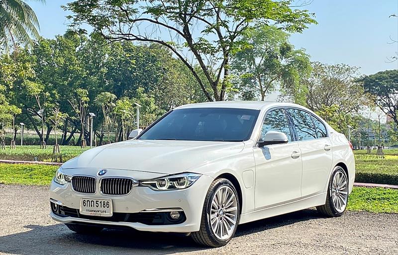 รถเก๋งมือสอง BMW 330E รถปี 2016