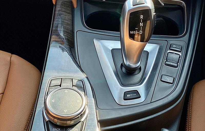 ขายรถเก๋งมือสอง-bmw-บีเอ็มดับบลิว-330e-รถปี2016-รหัส71436-f8e77ab7.jpg ขายรถเก๋งมือสอง-bmw-บีเอ็มดับบลิว-330e-รถปี2016-รหัส71436-f8e77ab7.jpg