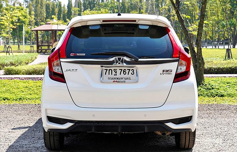 ขายรถเก๋งมือสอง-honda-ฮอนด้า-jazz-แจ๊ส-รถปี2017-รหัส71437-88e61ee4.jpg ขายรถเก๋งมือสอง-honda-ฮอนด้า-jazz-แจ๊ส-รถปี2017-รหัส71437-88e61ee4.jpg