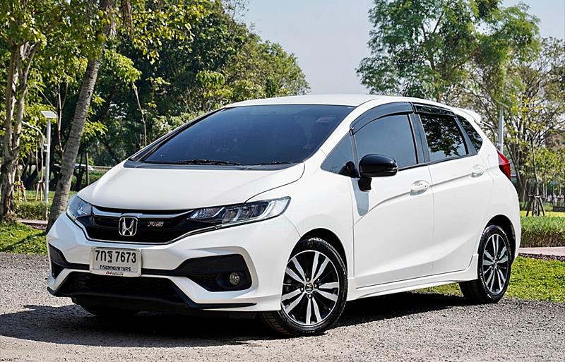 รถเก๋งมือสอง HONDA JAZZ รถปี 2017