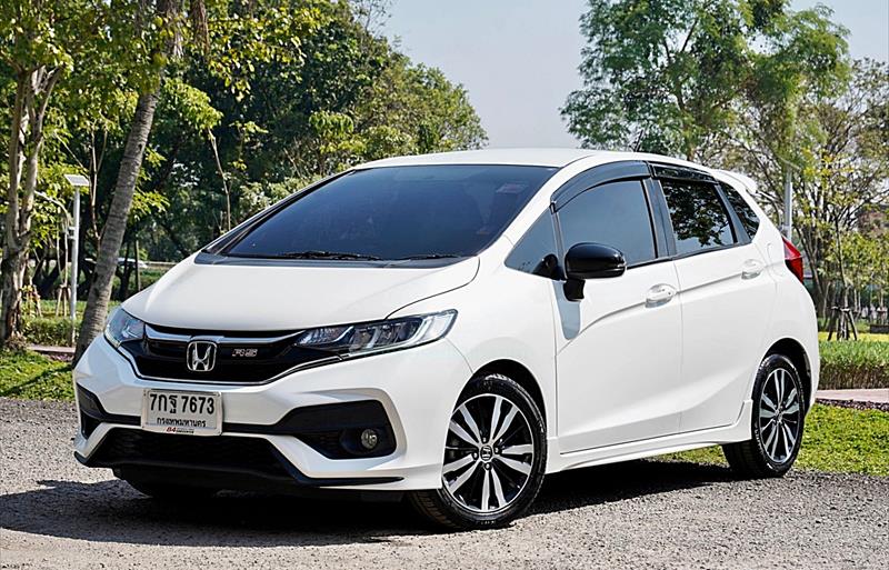 รถเก๋งมือสอง  HONDA JAZZ 1.5 RS i-VTEC รถปี2017