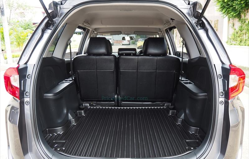 ขายรถ-suv-มือสอง-honda-ฮอนด้า-br-v-บีอาร์วี-รถปี2016-รหัส71455-a6f3a58b.jpg ขายรถ-suv-มือสอง-honda-ฮอนด้า-br-v-บีอาร์วี-รถปี2016-รหัส71455-a6f3a58b.jpg