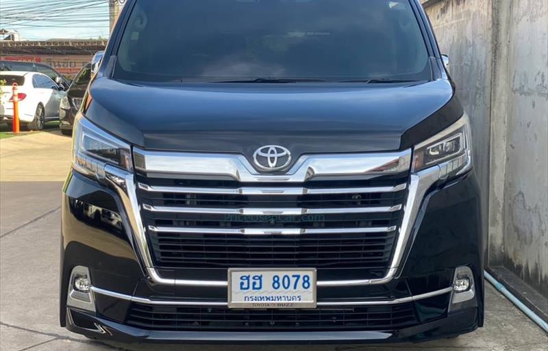 รถตู้มือสอง  TOYOTA VENTURY Majesty รถปี2019