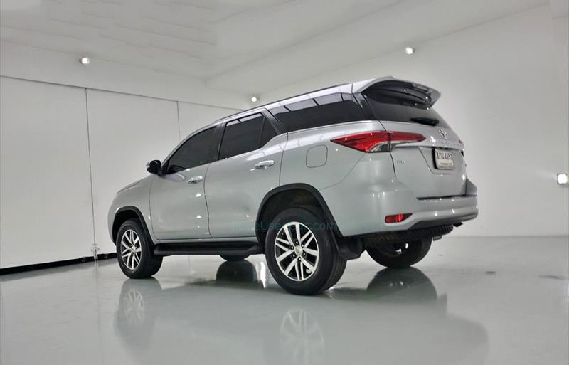 ขายรถ-suv-มือสอง-toyota-โตโยต้า-fortuner-ฟอร์จูนเนอร์-รถปี2017-รหัส71499-4083e682.jpg ขายรถ-suv-มือสอง-toyota-โตโยต้า-fortuner-ฟอร์จูนเนอร์-รถปี2017-รหัส71499-4083e682.jpg