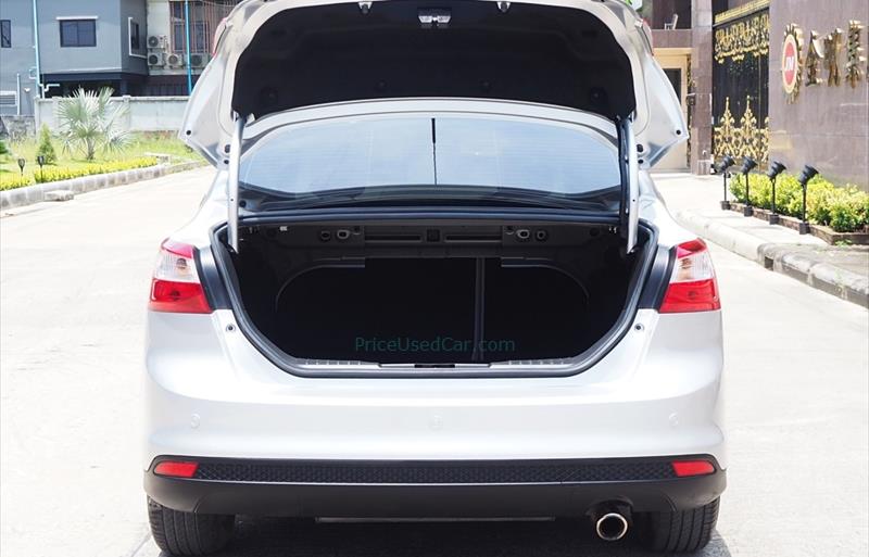 ขายรถเก๋งมือสอง-ford-ฟอร์ด-focus-โฟกัส-รถปี2012-รหัส71524-422fe1ff.jpg ขายรถเก๋งมือสอง-ford-ฟอร์ด-focus-โฟกัส-รถปี2012-รหัส71524-422fe1ff.jpg