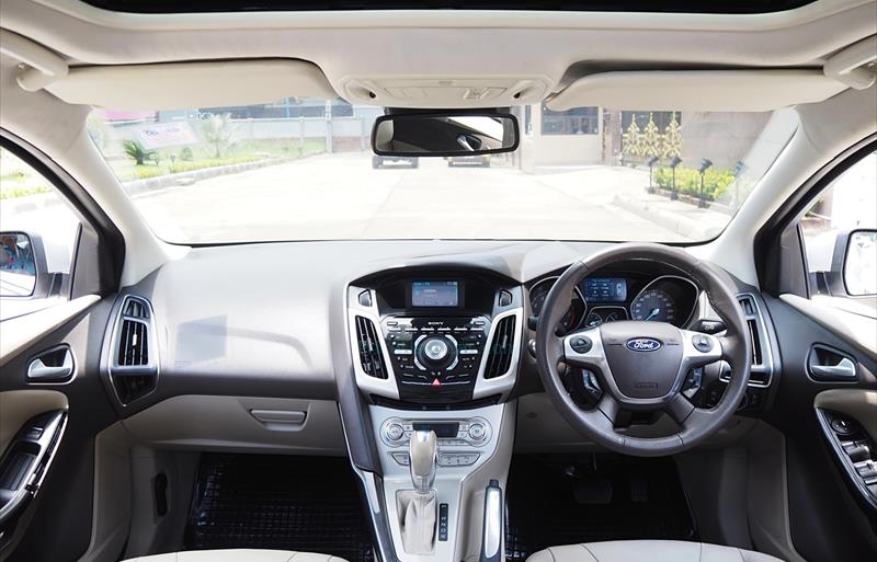 ขายรถเก๋งมือสอง-ford-ฟอร์ด-focus-โฟกัส-รถปี2012-รหัส71524-c1473ac6.jpg ขายรถเก๋งมือสอง-ford-ฟอร์ด-focus-โฟกัส-รถปี2012-รหัส71524-c1473ac6.jpg