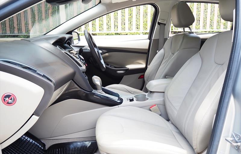 ขายรถเก๋งมือสอง-ford-ฟอร์ด-focus-โฟกัส-รถปี2012-รหัส71524-dfdc73d2.jpg ขายรถเก๋งมือสอง-ford-ฟอร์ด-focus-โฟกัส-รถปี2012-รหัส71524-dfdc73d2.jpg