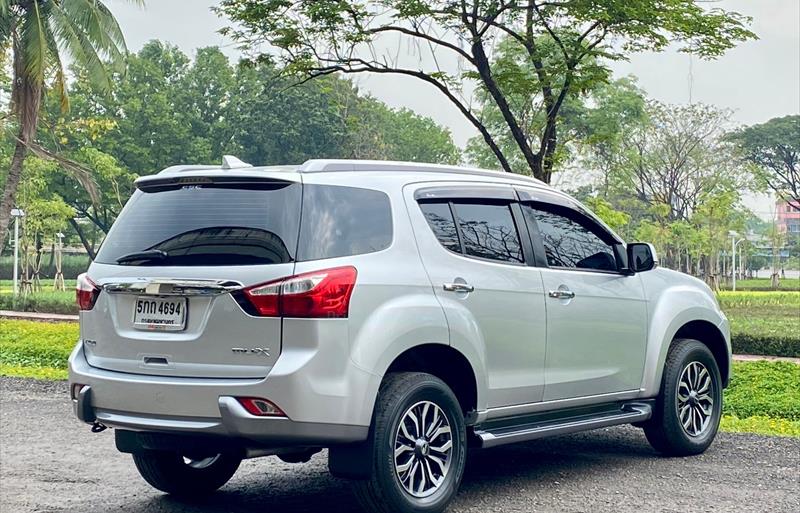 ขายรถ-suv-มือสอง-isuzu-อีซูซุ-mu-x-มิวเอ็กซ์-รถปี2016-รหัส71549-87f8610d.jpg ขายรถ-suv-มือสอง-isuzu-อีซูซุ-mu-x-มิวเอ็กซ์-รถปี2016-รหัส71549-87f8610d.jpg