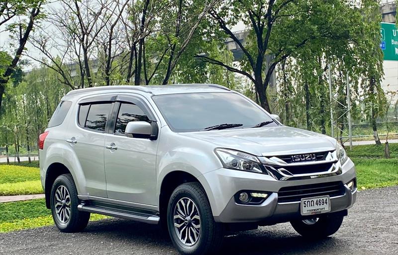 ขายรถ-suv-มือสอง-isuzu-อีซูซุ-mu-x-มิวเอ็กซ์-รถปี2016-รหัส71549-df87fc37.jpg ขายรถ-suv-มือสอง-isuzu-อีซูซุ-mu-x-มิวเอ็กซ์-รถปี2016-รหัส71549-df87fc37.jpg